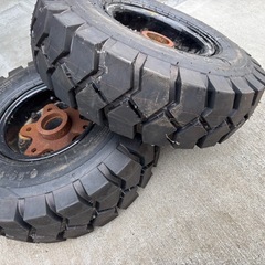 フォークリフト用　新品エアータイヤホイール付き6.50-10 10PR 5.00の画像