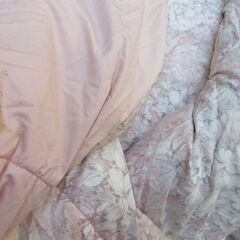 高級羽毛布団　ダウン　シングル　ピンク花柄　ボリュームタイプ　5万円以上クラスの画像