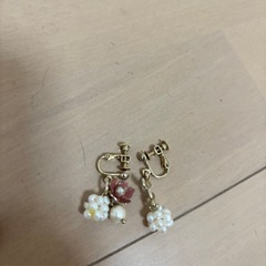 イヤリング２つの画像