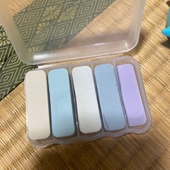 ポストイットイットとおもちゃの画像