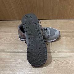 ニューバランス  スニーカーの画像