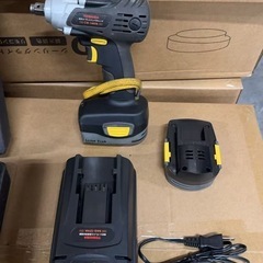 東芝 電池パック2個付き コードレスインパクトレンチCW-144VBKS(Q)の画像