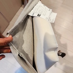 IKEAテーブル、IKEAチェア(2つ)セットの画像