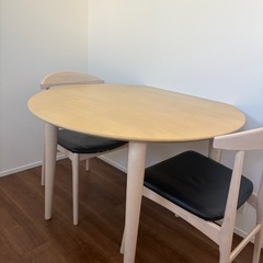 ダイニングテーブルセットの画像