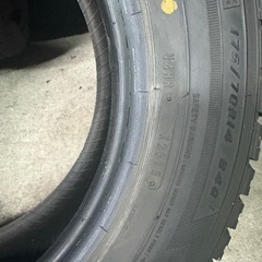 175/70/14 スタッドレスタイヤ
の画像