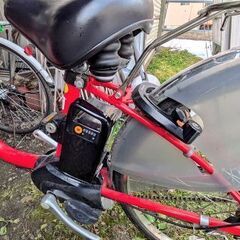 電動アシスト自転車 ワイヤー錠と自転車カバーつきの画像