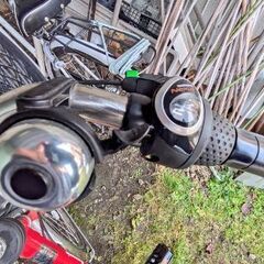 電動アシスト自転車 ワイヤー錠と自転車カバーつきの画像