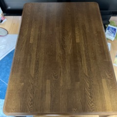 こたつテーブルの画像