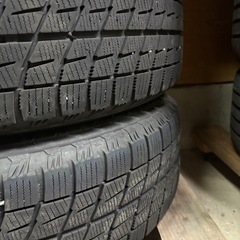 195/65/15 ブリヂストンスタッドレスタイヤ
の画像
