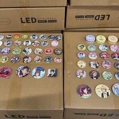 アニメ アニメグッズ キャラクターグッズ まとめ売り 大量 缶バッジの画像