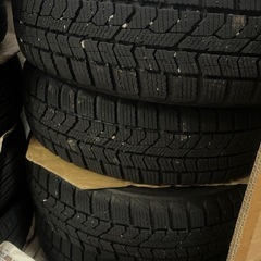 スタッドレスホイル付きの画像