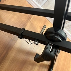 電子ピアノ台の画像