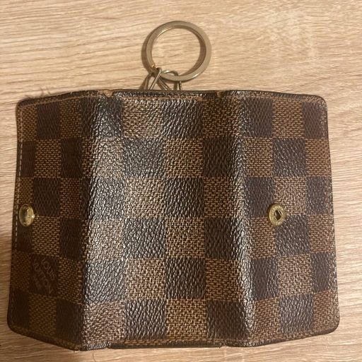 ルイヴィトン　キーケース