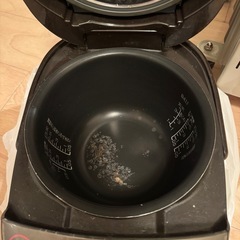 炊飯器の画像