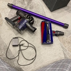 Dyson🔴コードレス掃除機の画像