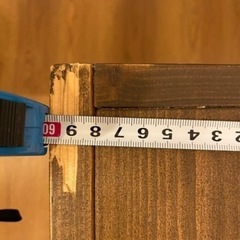 オシャレな昇降式テーブルの画像