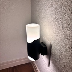 【新品未使用品】LED ライト　2つ　（暗くなったらつきます）の画像