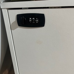 【ダイアルキー付きのカラーボックス蓋付きホワイト】の画像