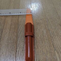 レザー製ペンケースの画像