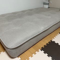 3人掛けソファベッドの画像