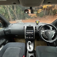 日産 エクストレイルＧＴ ／切替４ＷＤ／クリーンディーゼル／フルセグＴＶ／バックカメラ／サイドカメラ／ＥＴＣ／Ｂｌｕｅｔｏｏｔｈ　の画像