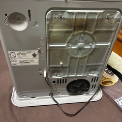 2011年製⭐︎石油ファンヒーターの画像