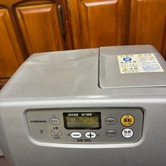 2011年製⭐︎石油ファンヒーターの画像