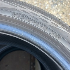 タイヤ18インチの画像
