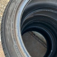 タイヤ18インチの画像