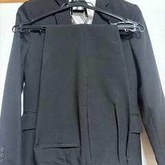 子供スーツセットの画像