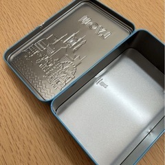 お話中◆フランス土産 空缶の画像