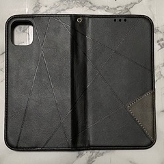 iPhone11 手帳型ケースの画像