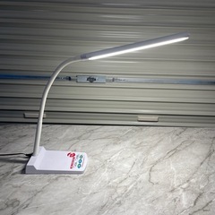 デスクライト 照明 学習ライト　の画像