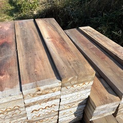 厚めの杉板約200枚　ほぼ未使用　DIYに！の画像