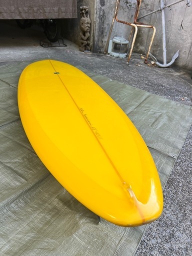 カツカワミナミサーフボード  ミニスタビ　
length：6’8”　width：22