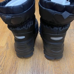 新品、未使用キッズスノーブーツ23cm〜23.5cmの画像