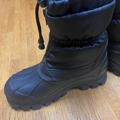 新品、未使用キッズスノーブーツ23cm〜23.5cmの画像