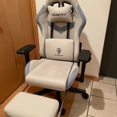 【お取引き中】【Dowinx】（訳アリ）ゲーミングチェアの画像