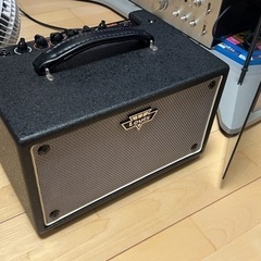 美品ベース用ミニアンプの画像