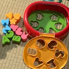 リンゴ型のパズルの画像