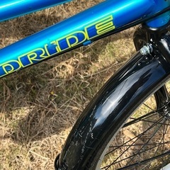 22インチ ジュニアサイクル 自転車 6段ギヤの画像