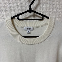 UNIQLO メンズ　セーターの画像