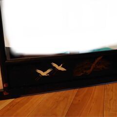 木製の黒い衣桁　着物ハンガー 衣紋掛け 二つ折り 和家具 古民具 着物掛け 間仕切り 和装 木製ハンガーラック　折りたたみの画像