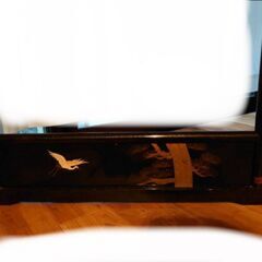 木製の黒い衣桁　着物ハンガー 衣紋掛け 二つ折り 和家具 古民具 着物掛け 間仕切り 和装 木製ハンガーラック　折りたたみの画像