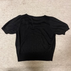 黒ラメTシャツの画像