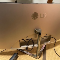 LG 34UC97-S 曲面ディスプレイの画像