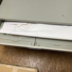 スチール製　紙用
引き出しの画像