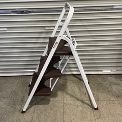 美品　折り畳み 脚立 3段 の画像