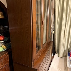 食器棚
の画像
