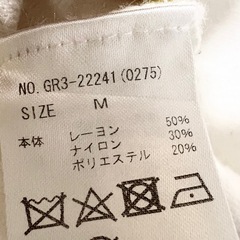 Vネック長袖トップス Mサイズの画像